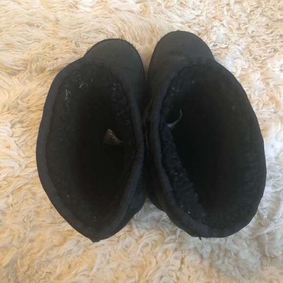 UGG SHORT BOOTS - Picture 5 of 7